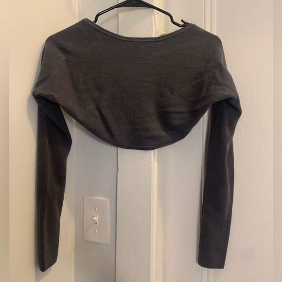 NWT Express Shrug Sweater - Picture 3 of 4
